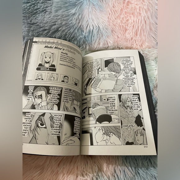 Death Note Black Edition: Death Note Black Edition, Vol. 2 (Series #2) - Picture 4 of 7